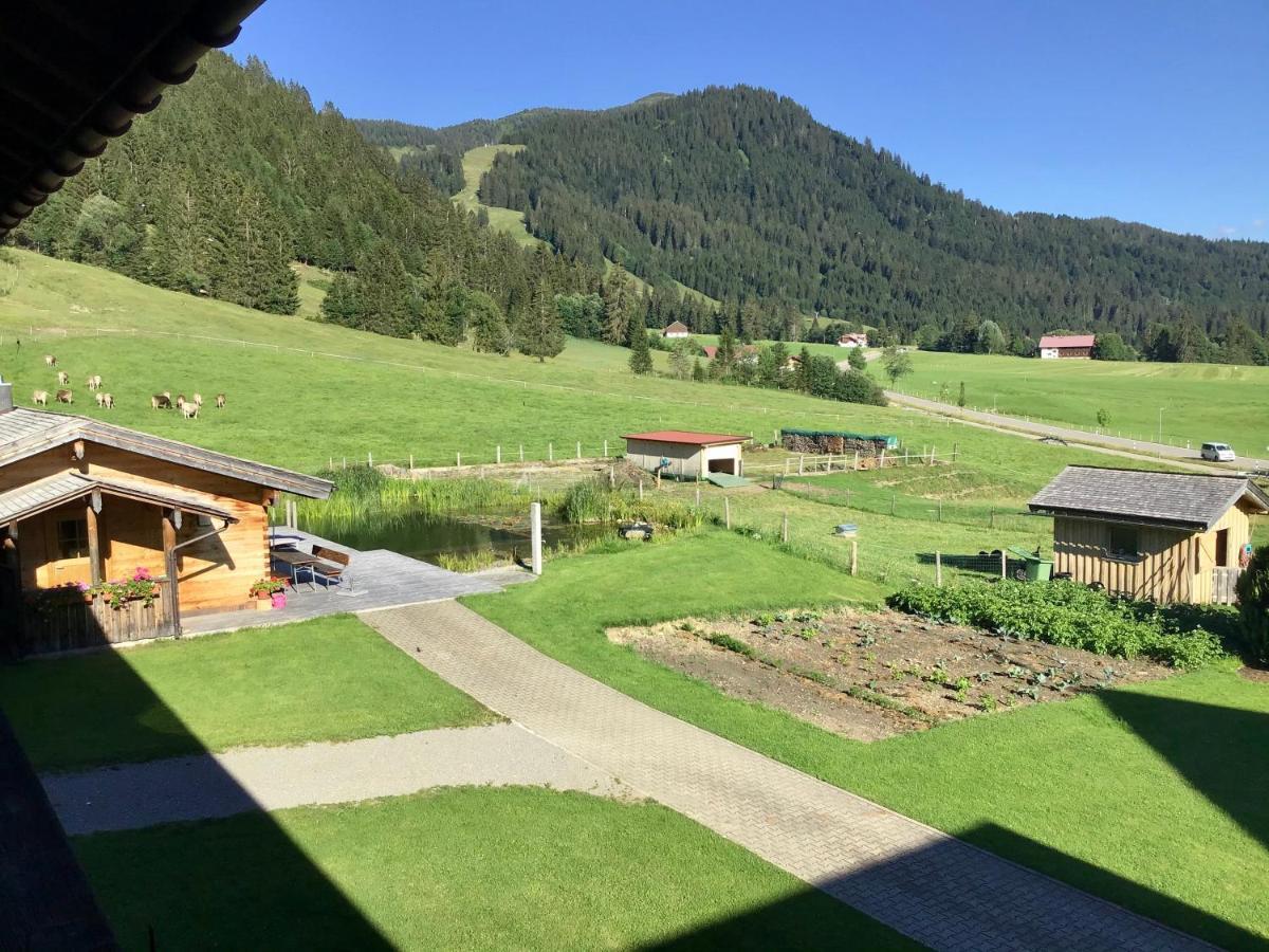 Hotel Almhof Lässer Balderschwang Exterior foto